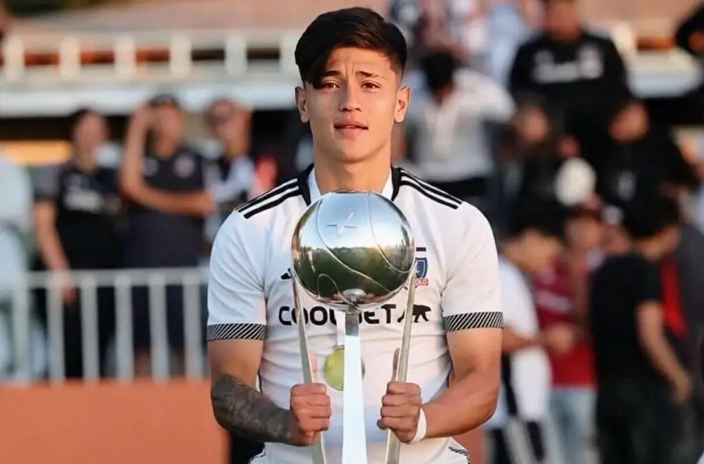 Jorge Almirón ha utilizado a Sebastián Vega en varios entrenamientos del primer equipo.