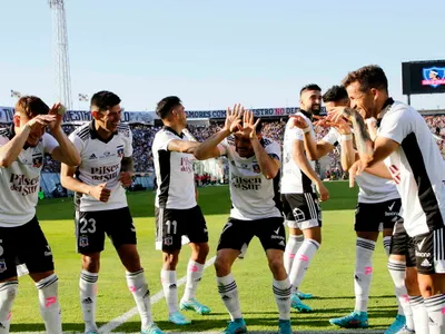 «Con pie afuera»: Representante de jugador de Colo-Colo adelantó su salida a final de año