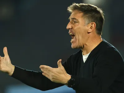 Descartan una mejora de Eduardo Berizzo en La Roja y postulan a su reemplazante ideal: «Hay olor a gladiolo»