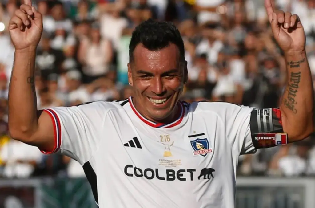 Esteban Paredes confía en lo que puede hacer Colo-Colo ante Junior.