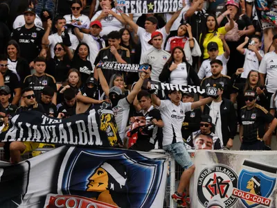 [VIDEO] Pese a la prohibición: Hinchas llegaron al Estadio Bicentenario para apoyar a Colo-Colo