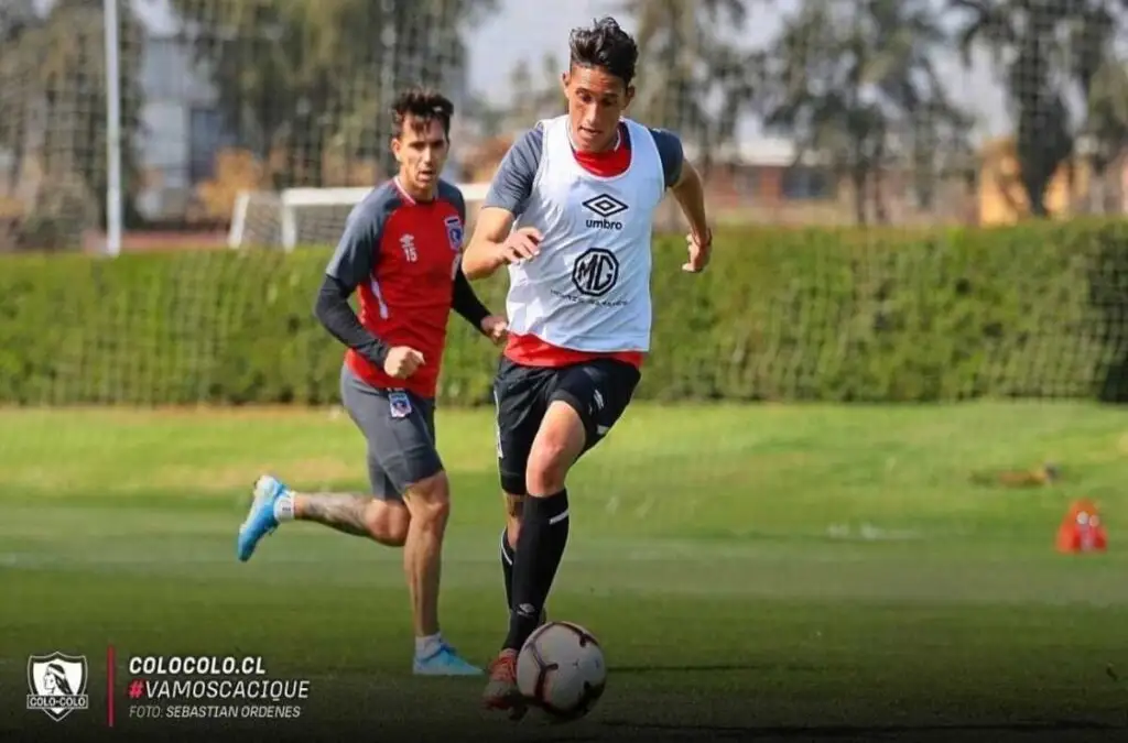 Matías Ferrari está a la espera de una oportunidad en el fútbol profesional.