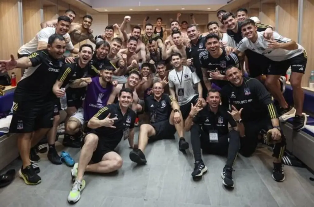 Colo-Colo se prepara para enfrentar a River Plate.
