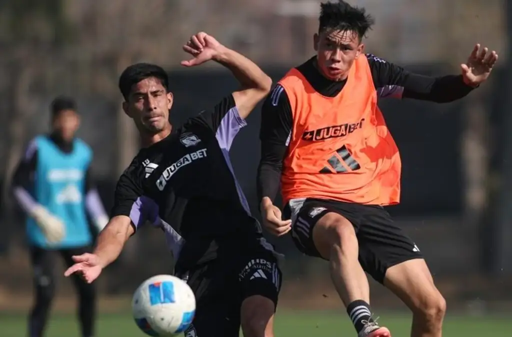 Los jugadores continúan preparándose para el próximo partido por el campeonato nacional.