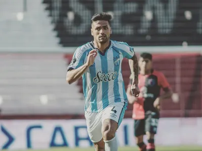 Felipe Campos deja el fútbol argentino para jugar Copa Sudamericana