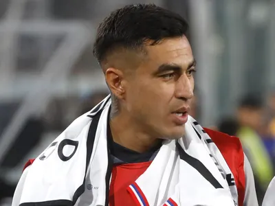 ¿Llegará otro refuerzo? La decisión que tomó Colo-Colo tras la salida de Darío Lezcano