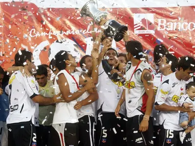 Fue símbolo de Colo-Colo y hoy dejó su corto retiro atrás para ser presentado en equipo amateur