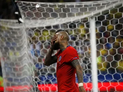 El nuevo antecedente que explicaría el retraso en la llegada de Arturo Vidal a Colo-Colo