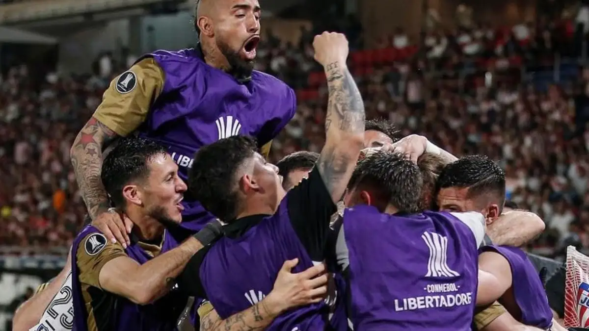 Colo-Colo se clasificó a cuartos de final.