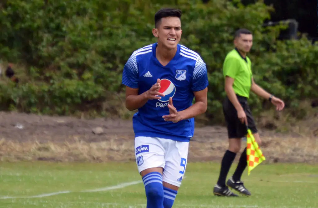 Gleyfer Medina sería opción en Atlético Bucaramanga.