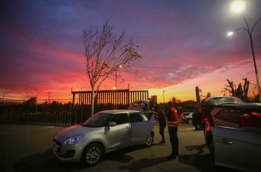 Tremendo operativo de seguridad se registró en el Estadio Monumental por duelo de Colo-Colo y Racing.