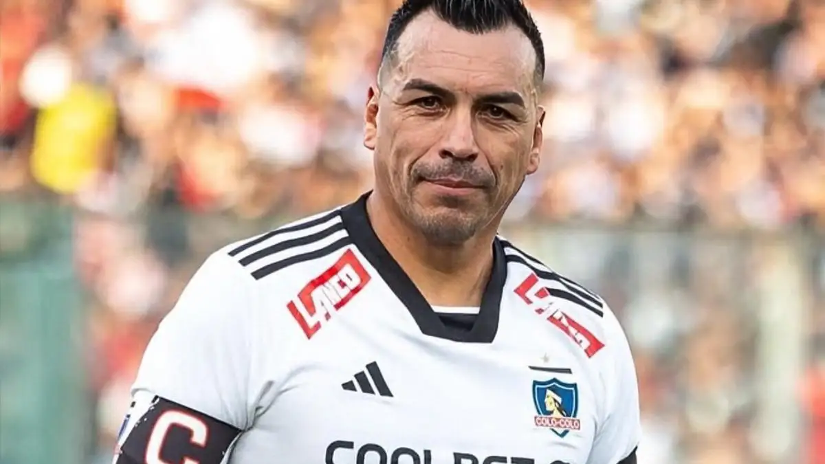 Esteban Paredes.