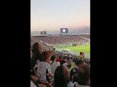 [VIDEO] Así se realizó el minuto de silencio por el asesinato del cabo Daniel Palma en partido de Colo Colo