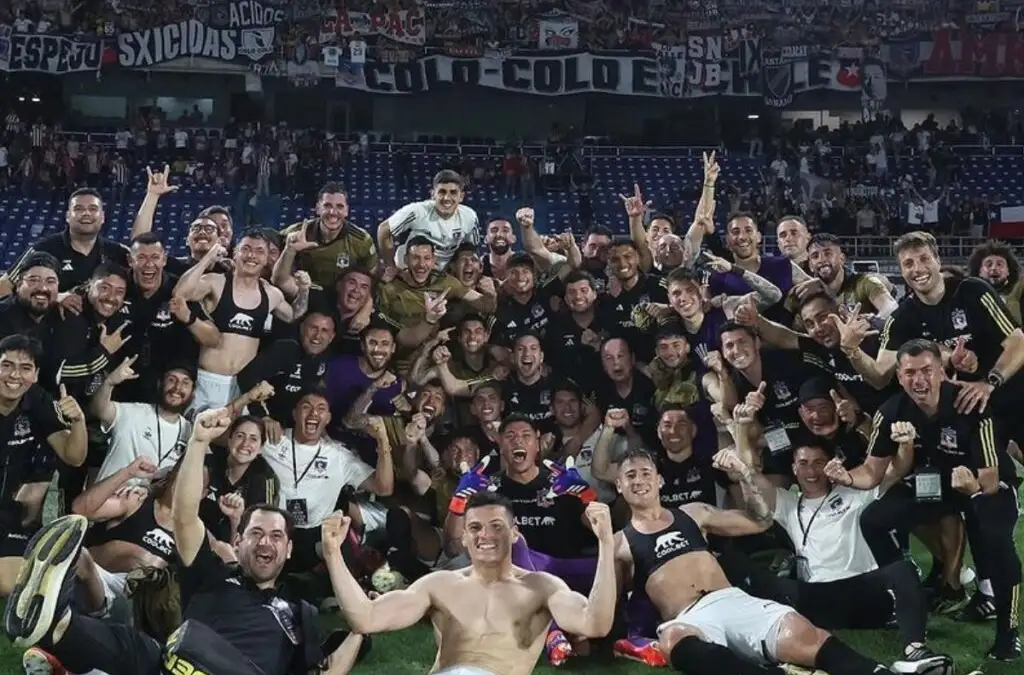 Colo-Colo clasificó a Cuartos de Final de Copa Libertadores.