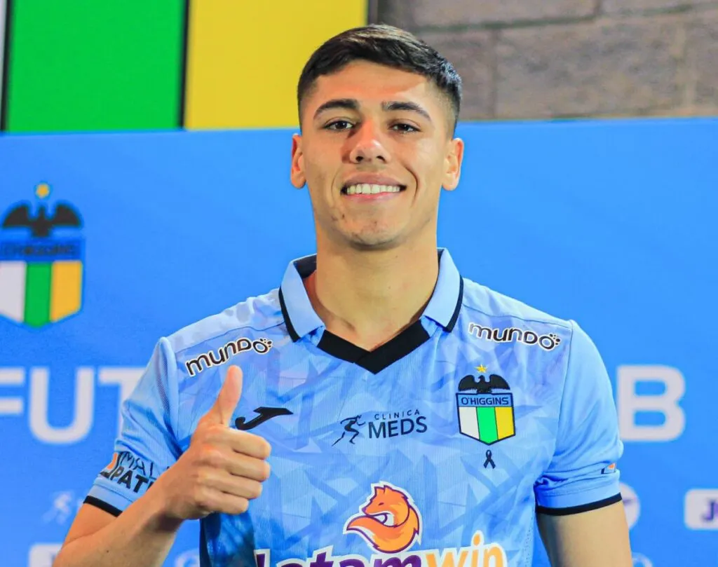Pedro Navarro durante su presentación con O´Higgins de Rancagua