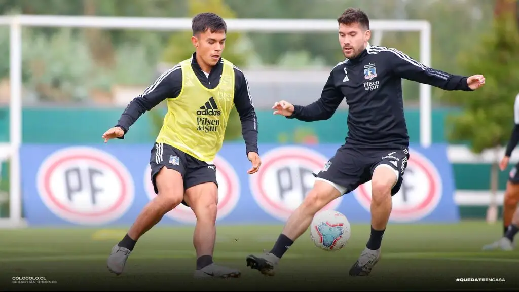 Vicente Pizarro y César Fuentes se disputarán un puesto de titular en Colo-Colo.
