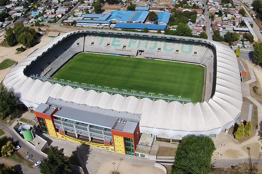 En Temuco no quieren que la Supercopa se juegue en el Estadio Germán Becker.