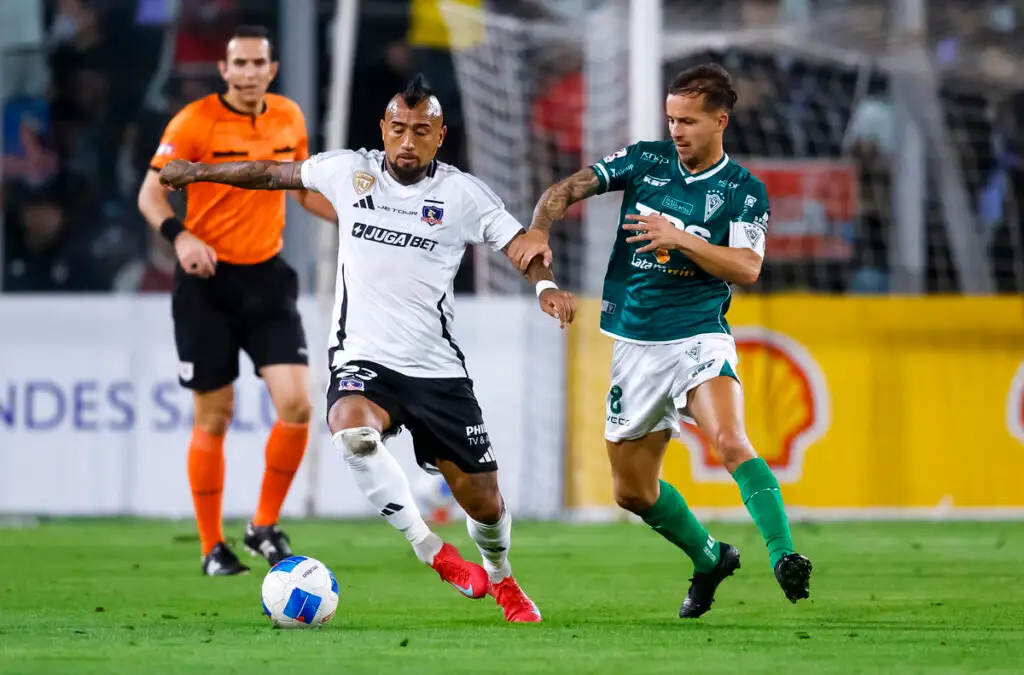 Arturo Vidal se lanzó contra Santiago Wanderers tras el empate conseguido frente a Colo-Colo.