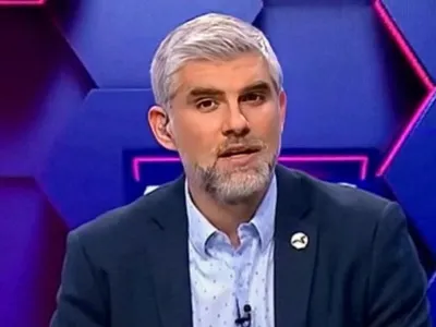 «No lo pudo reemplazar»: Manuel de Tezanos apunta a la gran baja que ha tenido Colo-Colo en este 2025