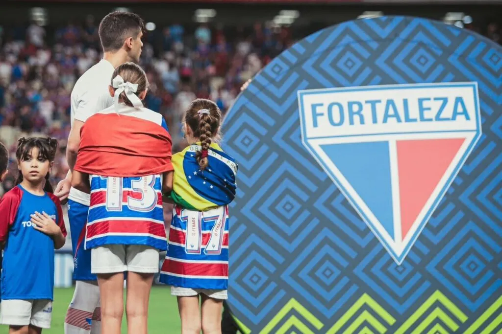 Homenaje Fortaleza a los hinchas fallecidos.