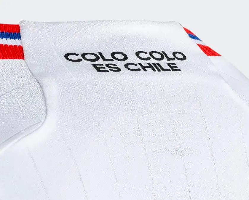 El gran detalle de la nueva camiseta de Colo-Colo para el año 2023.