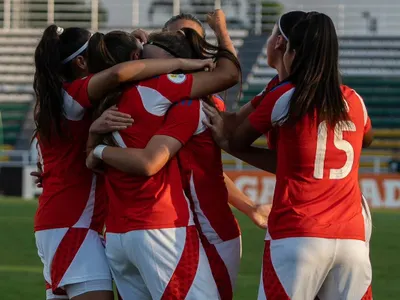 ¿Con chances de clasificar? Catalina Muñoz marca golazo para La Roja contra Brasil en el Sudamericano Sub-17