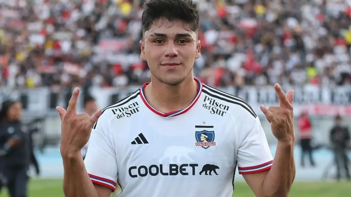 Damián Pizarro marcó un total de 8 goles en Colo-Colo antes de ser vendido.
