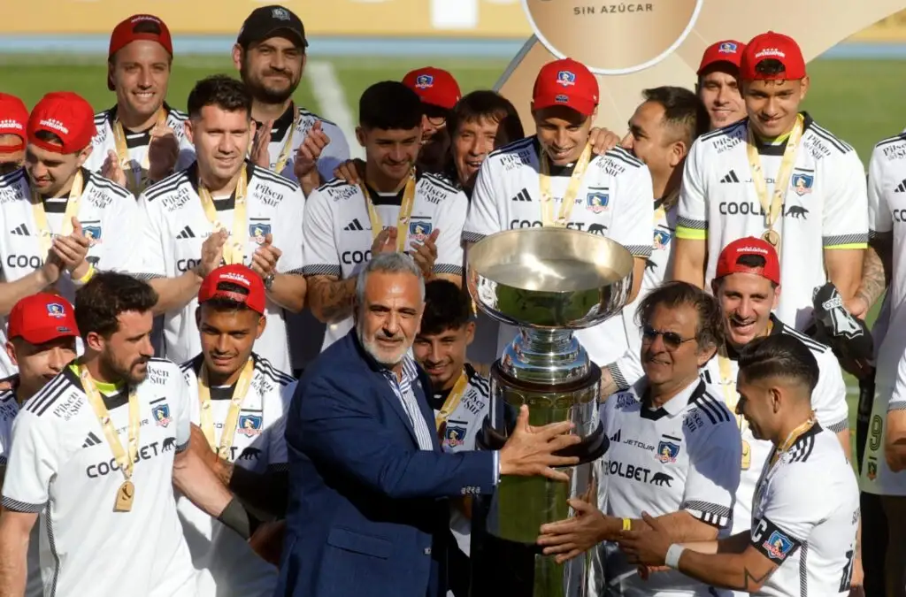 Colo-Colo afina detalles de cara a la pretemporada 2025.