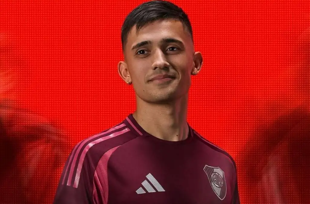 Pablo Solari no lo pasa bien en River Plate.