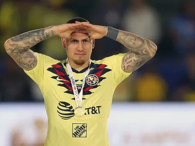 Nicolás Castillo vuelve a burlarse de Colo Colo en redes sociales