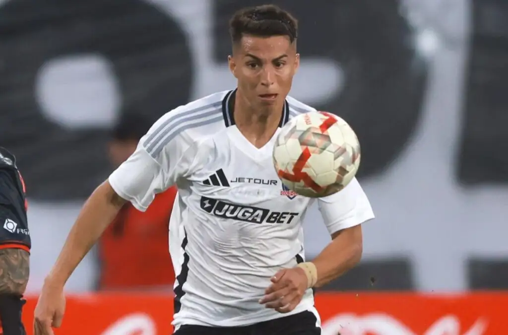 Jonathan Villagra entrenó como titular en Colo-Colo previo a jugar con Deportes Iquique.
