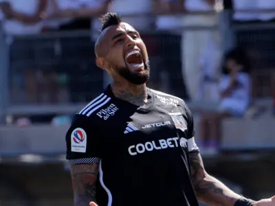 [Video]: La peligrosa llegada de Colo-Colo que Deportes Copiapó sacó desde la línea