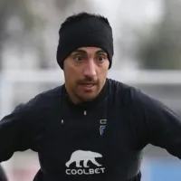 ¿Jugará ante Huachipato? La razón extradeportiva que podría atrasar el debut de Javier Correa