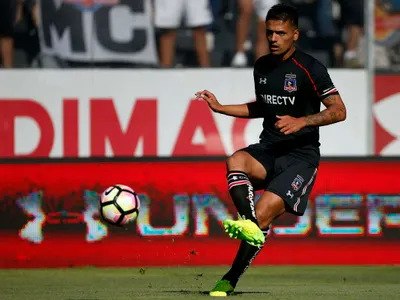 ¿Óscar Opazo o Jeyson Rojas? Felipe Campos aseguró quien debe ser reemplazante de Mauricio Isla en la selección chilena