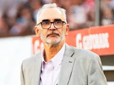 Adelantan que Ricardo Dabrowski podría volver a Colo-Colo tras casi 20 años fuera del club