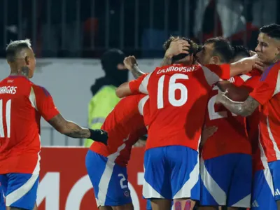 ¿Potenciando el ataque? Colo-Colo habría tenido acercamientos con ex delantero de La Roja