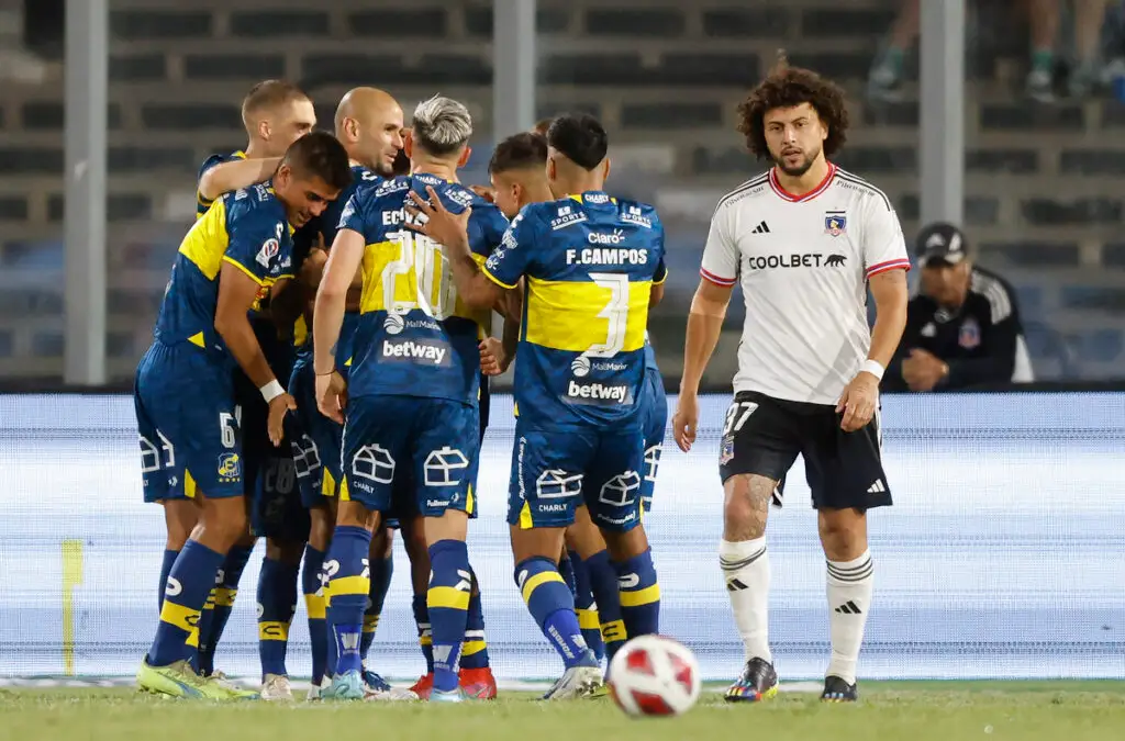 Maximiliano Falcón fue expulsado ante Everton de Viña del Mar.