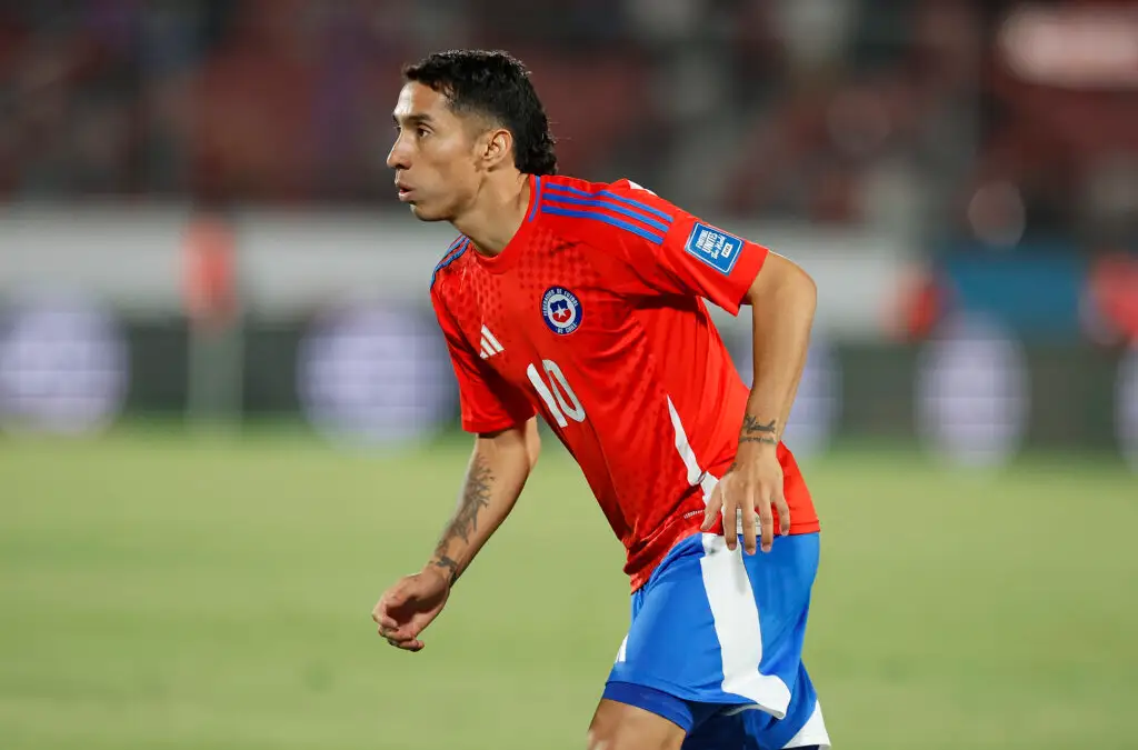 Luciano Cabral  debutó oficialmente con la Selección Chilena.