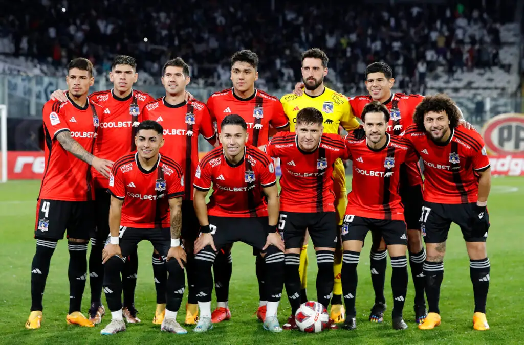 Alfredo Stöhwing aseguró que no habrán más fichajes en Colo-Colo.