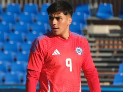 Con la visita de Jorge Almirón: La Roja Sub-20 vence a Qatar con gol de Damián Pizarro