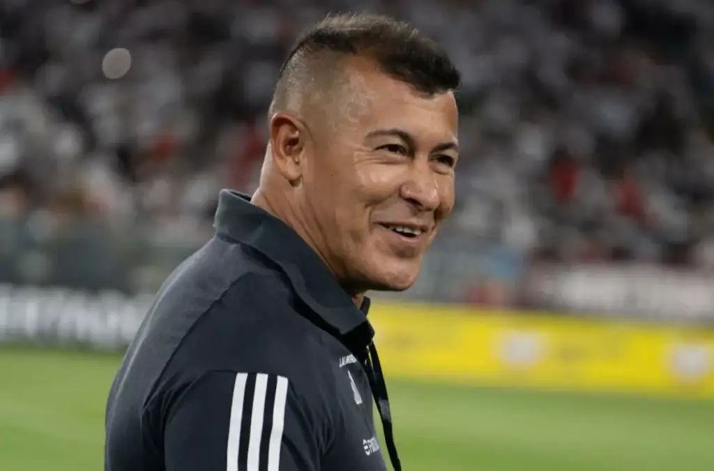 Jorge Almirón piensa en la Copa Libertadores contra Sportivo Trinidense