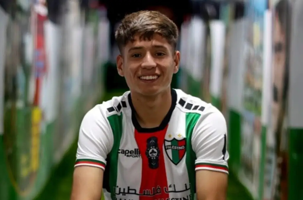 Colo-Colo reactivó el interés por Iván Román.