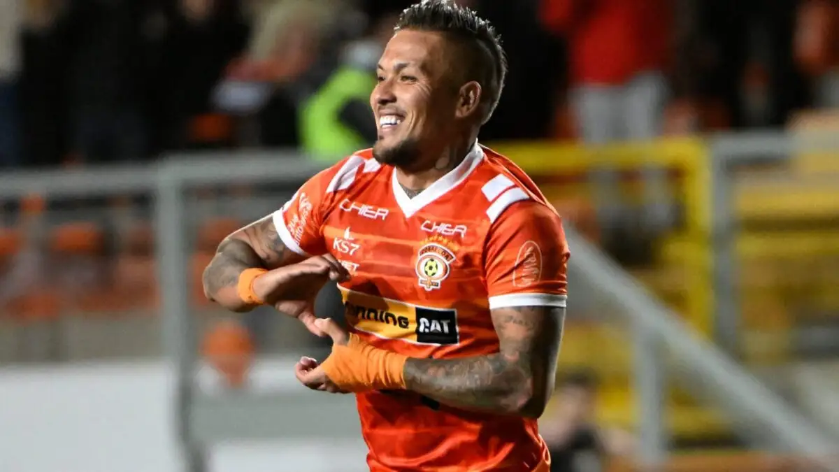 Javier Parraguez suma dos goles en sus primeros dos partidos por el Campeonato Nacional..