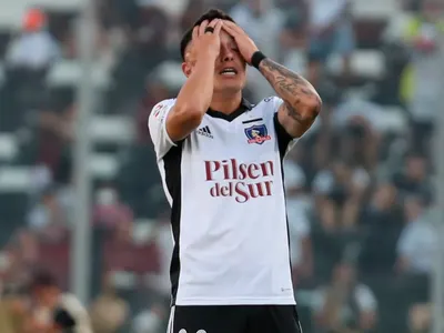 Histórico de Colo-Colo repasa al padre de Cristián Zavala y le responde tras criticar a Gustavo Quinteros