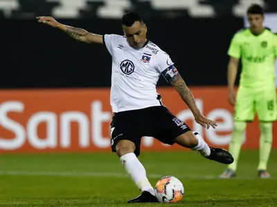 Esteban Paredes es el máximo goleador de Colo-Colo en Copa Libertadores