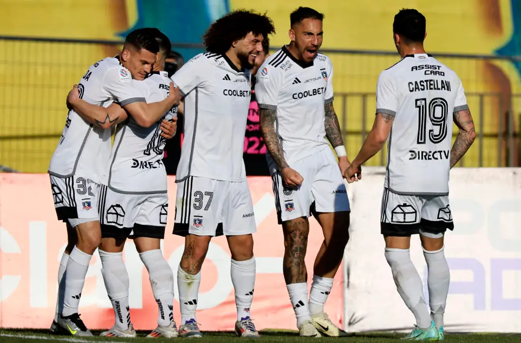 Colo-Colo venció a Everton de Viña del Mar.