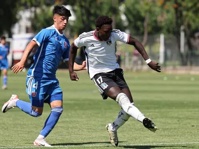 [VIDEO] Tras saque del medio: Colo-Colo sub 18 demoró 22 segundos en sellar el triunfo sobre la U