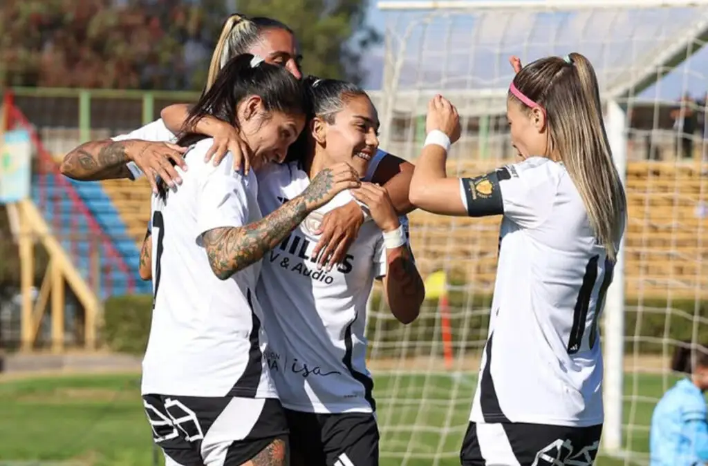 Las tricampeonas sólo saben de goleadas en el arranque del certamen femenino.